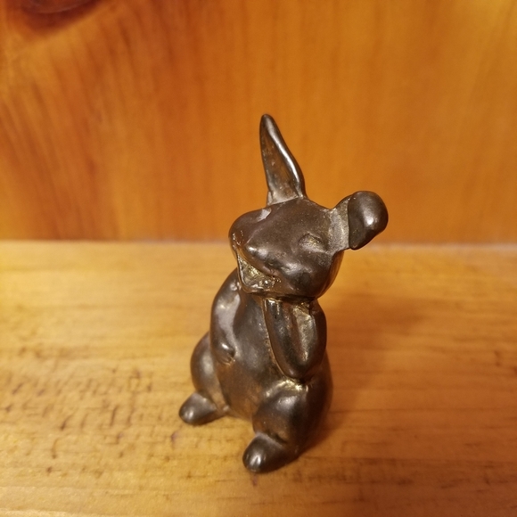 Charming Bronze Rabbit Figurine - Picture 2 of 5